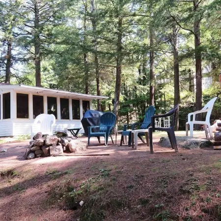 Waterfront camp on quiet part of Lake Winnisquam, dog-friendly, w/dock