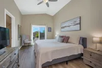 Gorgeous Vacation Home - Trails, Golf & Dining