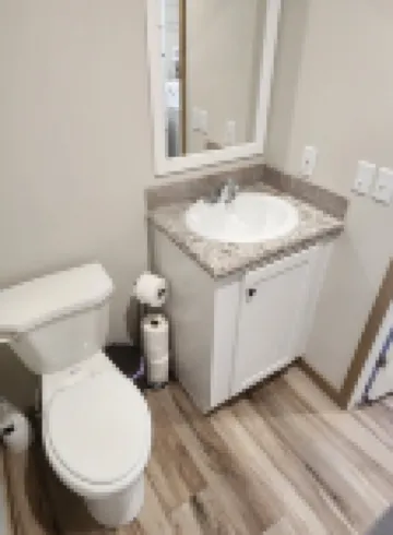 Cozy cottage w/1 bedroom, WiFi, AC in tranquil Springville close to boat ramps