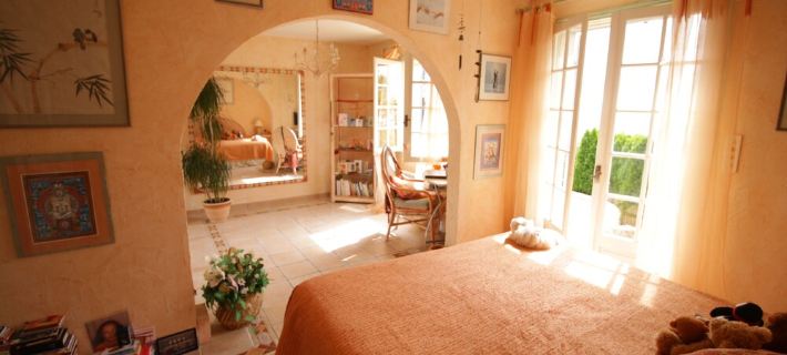 Beautiful Villa, Private Pool, Panoramic Views, Peaceful, Central to All. Отели в г. Грас