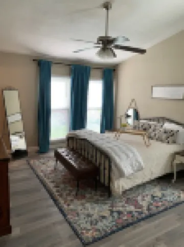 Bluedoor House Comfy Home close to NB, SA, & RAFB