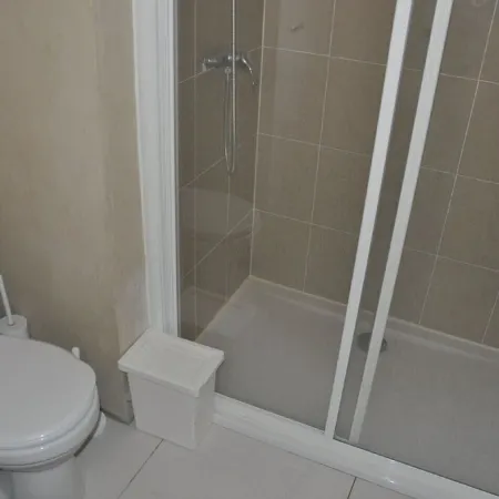 Beautiful for 4 people, town centre, 100 m from the beaches, near the shops