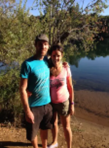 River Retreat Luxury King Studio with Jacuzzi bath, Kitchen, near river.