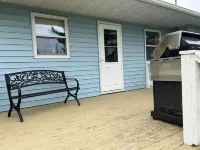 Cozy 3 bedroom, 1 bath home on Beaver Dam Lake 웨스트포드 호텔