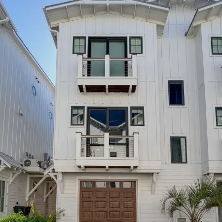 NEW Wrightsville Beach 3 Bedroom Condo, 50 Steps to Beach, Ocean Views!