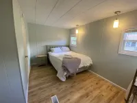 Bright & Beachy 3 Bedroom Home in Quiet Beach Town, sleeps 10+