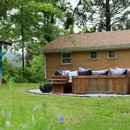 Entire Cottage at PNF with Bike storage