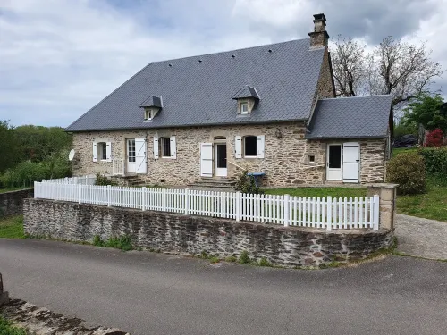 Maison Ancienne Rénovée en 2023