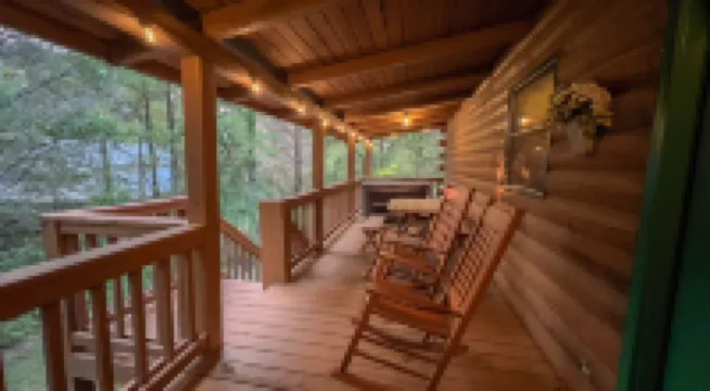 Stay for Memorial Day at Pike's Peak - Wifi and Hot Tub! - Callaway Gardens