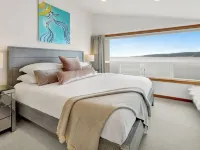 Beachfront, Water & Mountain Views, Epic Deck on Whidbey Island! Hotels in Langley