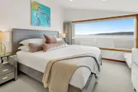 Beachfront, Water & Mountain Views, Epic Deck on Whidbey Island!