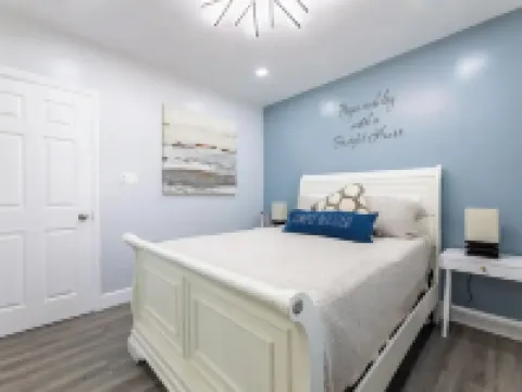 Luxe and Modern South Bay ADU カーソンのホテル