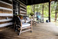 Granddaddy's Cabin -ON THE BLUFF OF DAYTON MTN! 13 Minutes from Chickamauga Lake