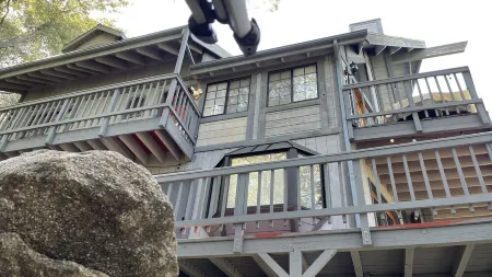 Crestline Luxury All-Suite Retreat with Lakeview