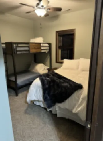 Fantastic Location! Downtown Wisconsin Dells