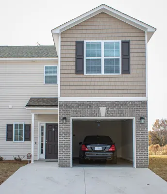 Luxury 3Bd/3BA Smart Home Near Ecu with Fast WiFi & Free EV Charging!