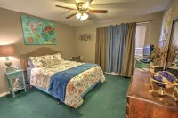 The Bird's Nest on Route 66  Great location right off the I-40 鄰近Holbrook Plaza Shopping Center的酒店