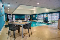 Hampton Inn Rochester - Pools