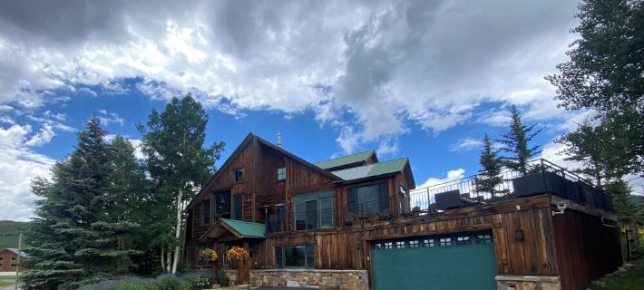 Your family wants to relax in the mountains from the deck @ Montaña Azul, Mt CB! Hotels in Mount Crested Butte