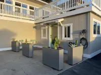 Cayucos Cottage Studio ll Modern Peak-A-Boo Ocean Views Hotels in Cayucos