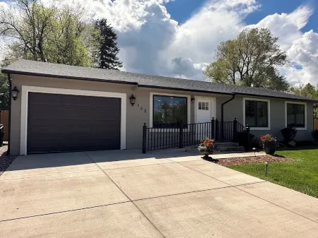 Perfect vacation home with amazing outdoor space, pet and handicapped friendly!