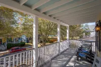 Freshly Painted -Saltwater Retreat! Close to Parris Island/Sands Beach!