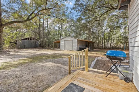 Cozy Bluegill Cottage