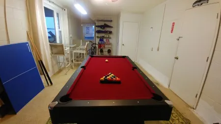 WaterWinds! Waterfront Private house w/dock, Pet friendly