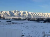 Cheerful home in quiet neighborhood