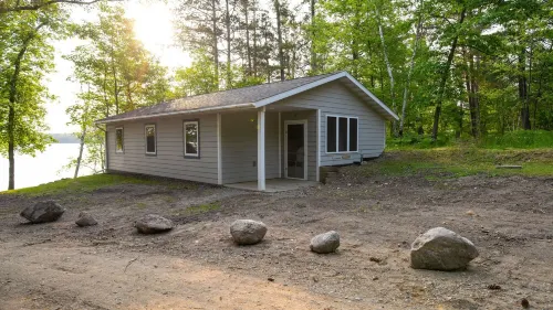 Webb Lake, Hackensack, Northern MN - 3 Bedroom, Sleeps 6 - Cabin #6 Blue Water