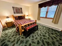Lake Placid Pinehill Townhome, Your "Next Adventure" vacation