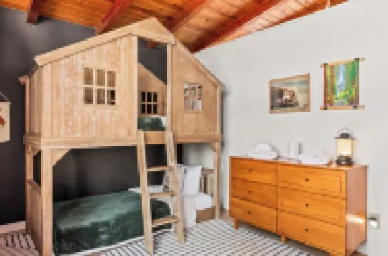 Family Cabin, Dog, Ht Tb, 15 Min Yosemite, Valentine's Day + Firefall Packages