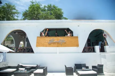 祝福的水手&套房 Lago de Tequesquitengo附近的飯店