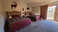Bella Villa Familiar. Wifi. Close to Starved Rock Park Hiking Trails. Relaxing!