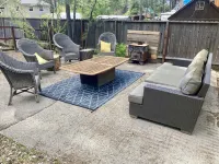 Multi-Generation retreat! Pet friendly w/ fenced yard. 5 min to lake & trails.