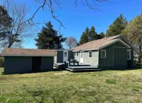 Pickwick Getaway in the Groves 7th NT Free!