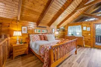 Cozy Log Cabin - Hot Tub, Fireplace, Pool Table, Porch swing and great views!