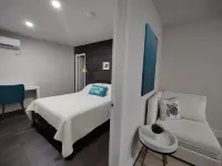 10 Min Brickell & Miami Beach /Parking/Wi-Fi/Grill Hotels in Little Havana