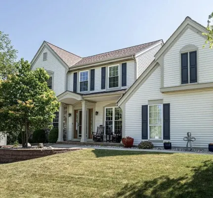 Beautiful Waukesha Home Hotel di Waukesha County