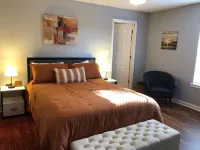 Beautiful Farmhouse near Atlanta Airport!