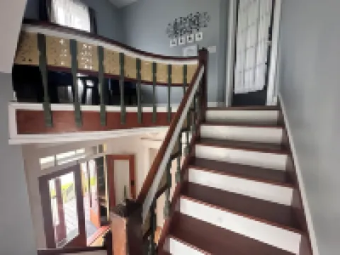 Elysian Loft – Where Serenity Meets Style, Your Tranquil Retreat above the Spa Hoteles en Oswego