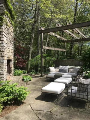 All 5 Star Reviews! Walk to Lake, Dining & Coffee. Private Hot Tub, Assoc Pool. - 4-Star