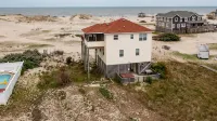 Corolla 4x4 beach cottage with phenomenal ocean views!