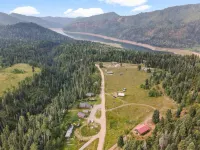 Welcome to Lemon Lodge! Relax and unwind in this private and secluded cabin.