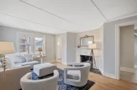 Cobblestone Cottage, 4 Bedroom, centrally located