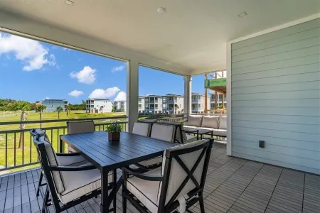 Bayview Pointe! Luxury 3 bedroom home! Near Anna Maria island with heated pool! Отели в г. Кортес