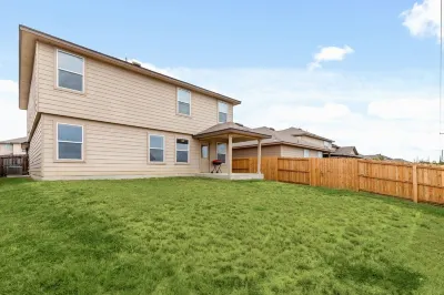 Spacious 5 Bedroom-SeaWorld/Lackland Family Retreat Hotels near 7-Eleven