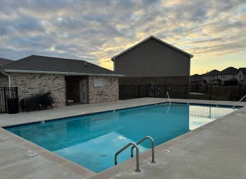 Beautiful Townhome with Pool