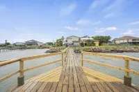 The Fisherman’s Pier home Hotels in San Leon