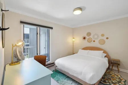 Walk to Downtown Blowing Rock - Pet Friendly with 2 Primary Bedrooms Отели в г. Blowing Rock